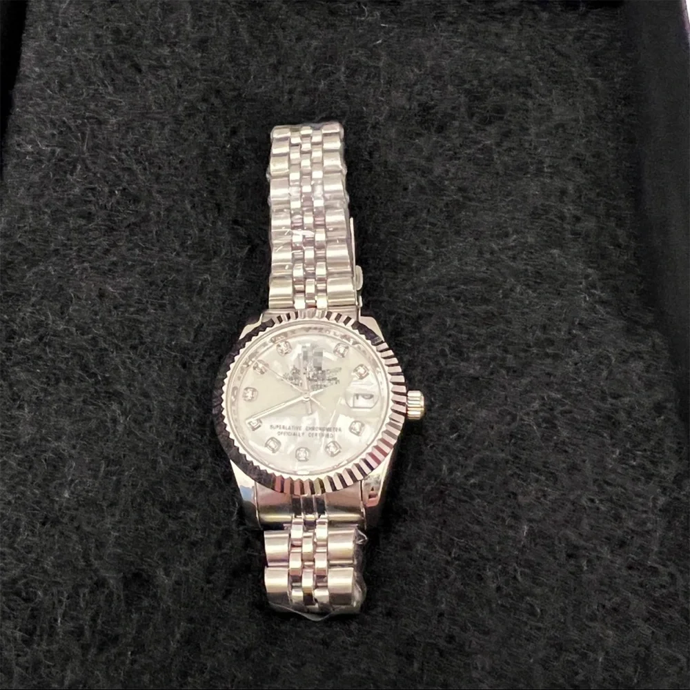 Luxury Watch for women - NEW - Picture 2 of 9